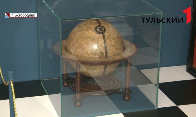 Из Петергофа в Богородицк: во дворце Бобринских представили личные вещи наследников престола