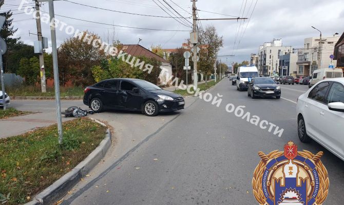 В Туле водитель Ford Focus сбил подростка на электросамокате