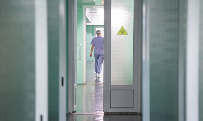 Главврачу больницы в Ясногорске внесли представление из-за нехватки сотрудников