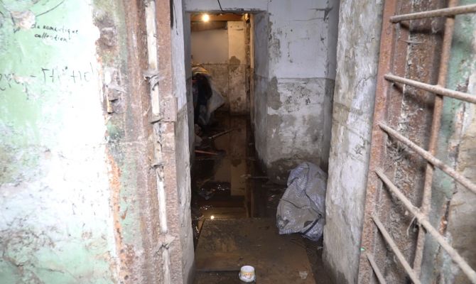 В Туле жители 5-этажки остались без бомбоубежища после ремонта соседского двора