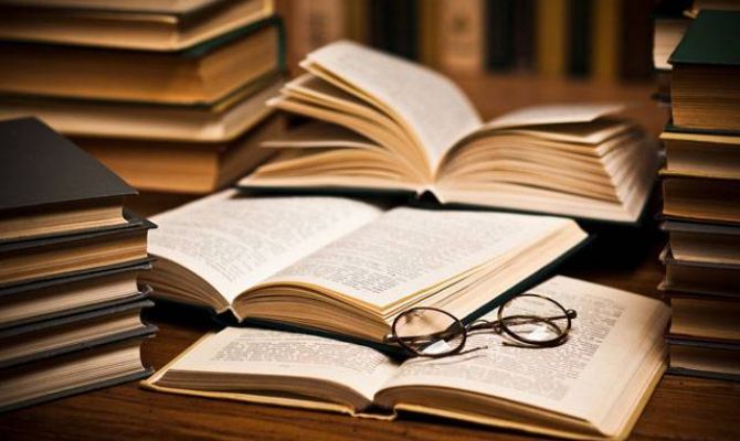 Туляков приглашают на разговор о классической литературе