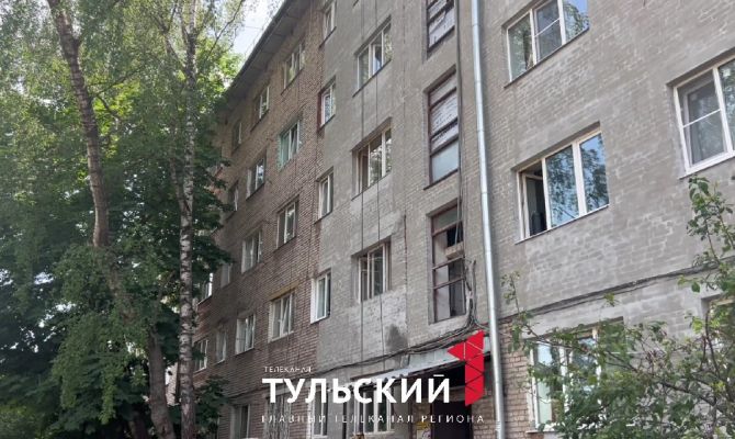 В Туле продолжают ремонтировать дома, пострадавшие в результате атаки БПЛА