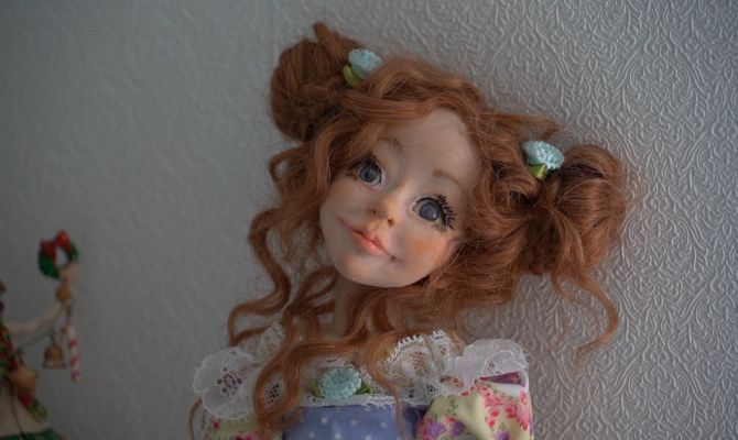 Тульская мастерица возрождает моду на будуарные куклы: как они создаются и что с ними делать