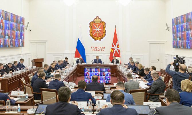 Алексей Дюмин провел заседание антитеррористической комиссии