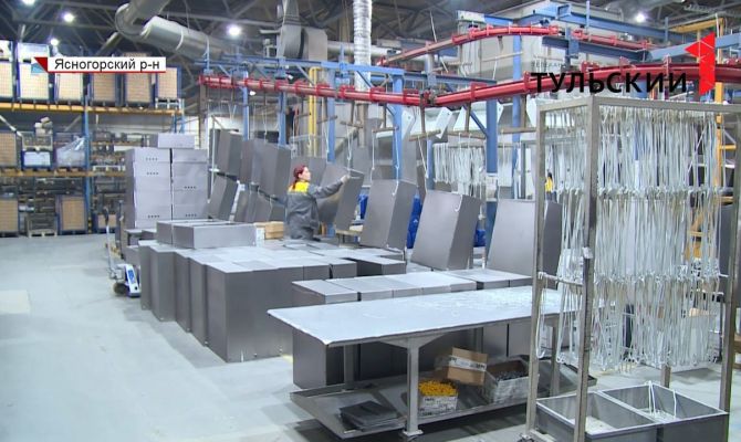 На ясногорском предприятии хотят в два раза повысить производительность по выпуску кабель-каналов