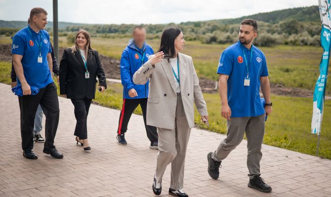 Ветераны СВО протестировали учебные тренажеры на форуме "Инженеры будущего"
