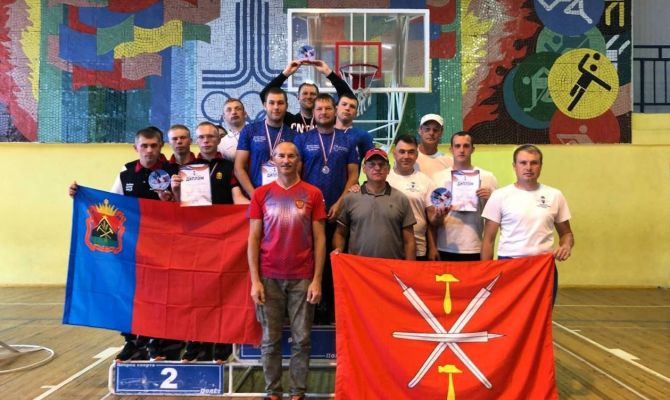 Тульская сборная заняла 3 место на соревнованиях по парашютному спорту