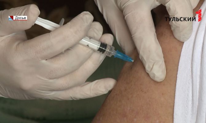С доставкой на дом: как в Тульской области вакцинируют от коронавируса инвалидов и ветеранов