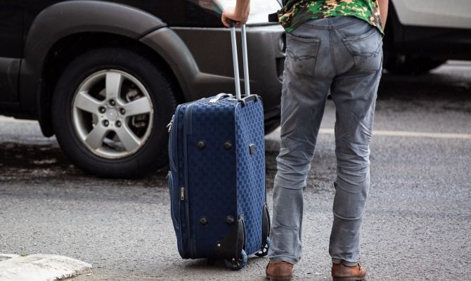 В 2026 году в России начнут тестировать посадку в самолеты и поезда по биометрии