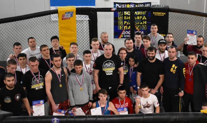 В Туле определили сильнейших бойцов области по ММА