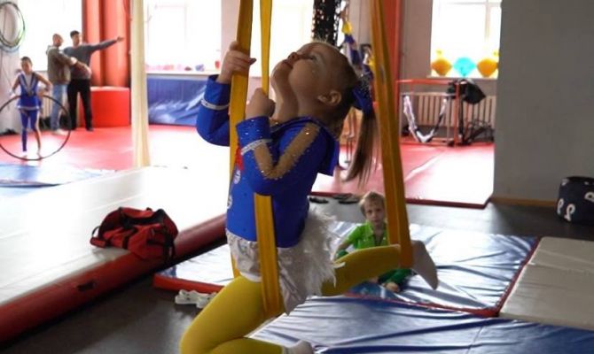 3-летняя циркачка из Тулы завоевала "золото" на Всероссийском конкурсе