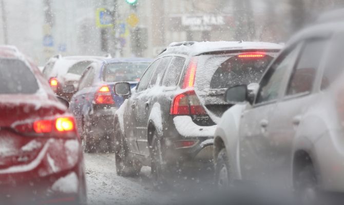 Туляков предупредили об ухудшении дорожной обстановки из-за снега