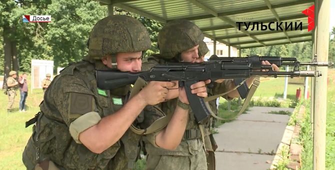 Как проходит военная подготовка у тульских десантников