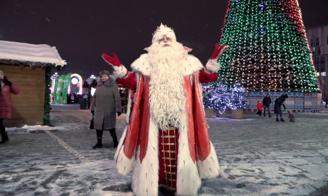 Что подарить ребенку на Новый год: советы от Роспотребнадзора