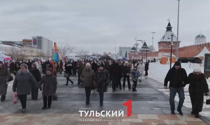 Туляков попросили покинуть Казанскую набережную