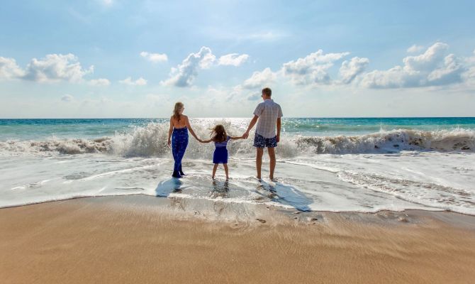 Где россиянам лучше всего отдохнуть с детьми в августе
