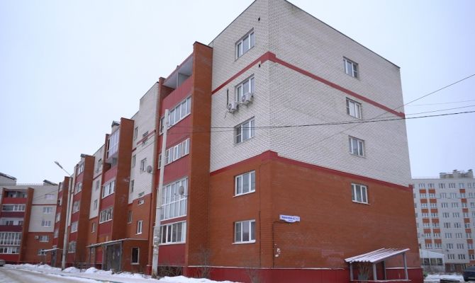 В тульской многоэтажке за смену управляющей компании "расписались" дети и мертвецы