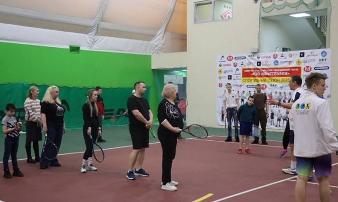 В Туле провели фестиваль тенниса среди семей участников СВО