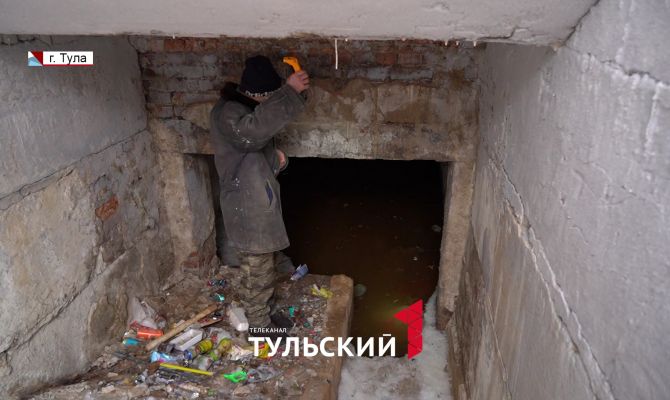 Под Тулой стоки из многоквартирного дома потекли в частный сектор