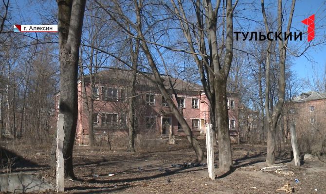 Заброшенный детский сад в Алексине наводит ужас на местных жителей