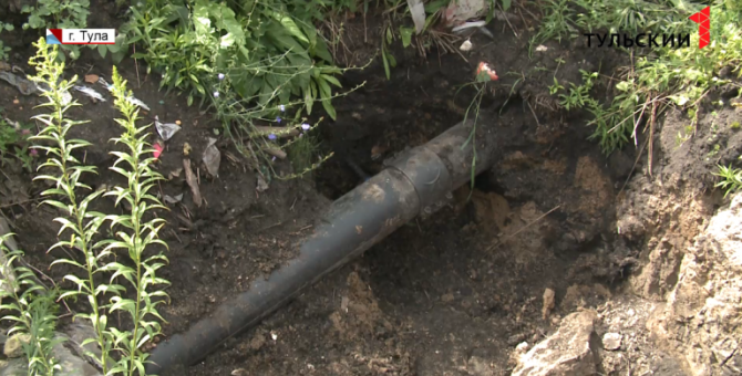 Из-за незаконных врезок в водопровод страдает тульское предприятие 