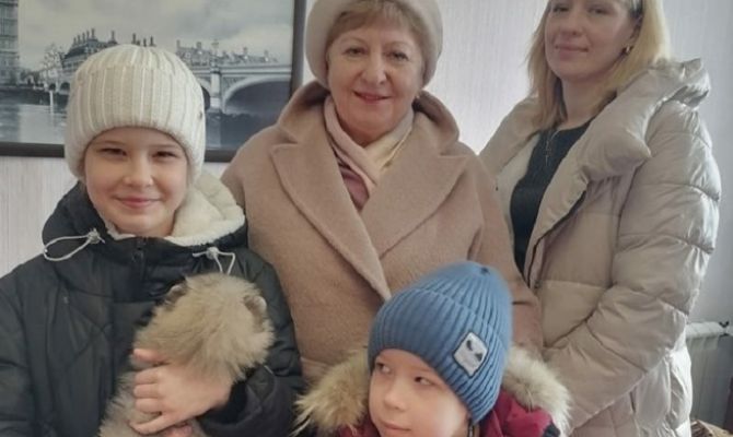 Президент Владимир Путин подарил щенка школьнице из Ефремова