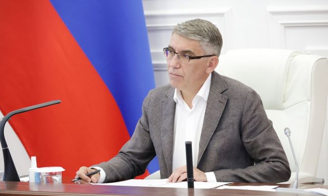 Дмитрий Миляев поздравил работников строительного комплекса с профессиональным праздником