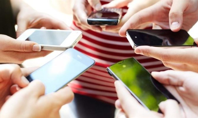Чем тулякам грозит зависимость от телефона