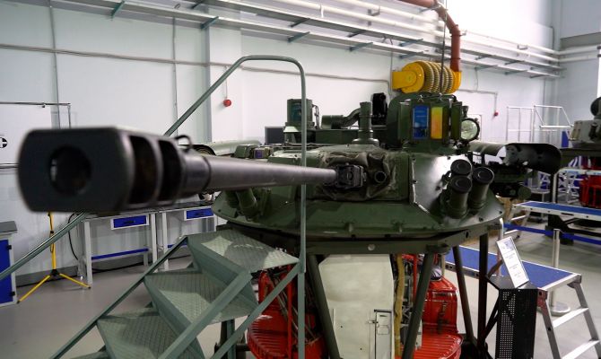 Влюбленные в профессию: представители старейших династий оборонщиков рассказали про дело всей жизни