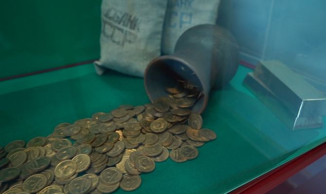 В двух районах Тульской области открылись выставки о редких животных