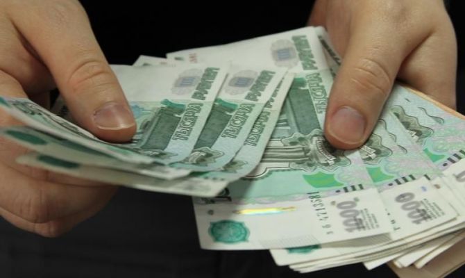 Пенсии за январь в России будут выплачивать с 28 декабря 