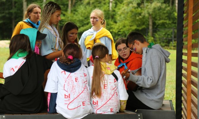 Дети тульских бойцов СВО получат бесплатные путевки в детские лагеря