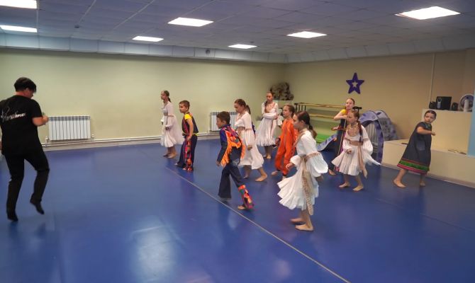 В Туле детей решили обучать танцам в игровой форме