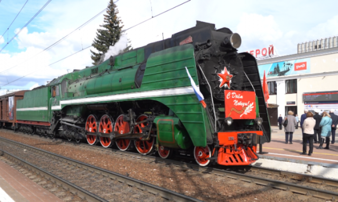 Пассажиры «Поездов Памяти» проехали по местам боевой славы и почтили павших героев