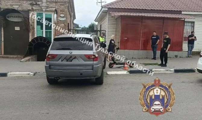 В Ефремове водитель на «БМВ» сбил 14-летнего самокатчика 