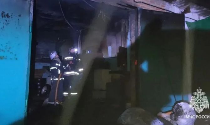 За сутки тульские спасатели потушили три пожара