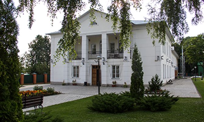 В Доме культуры «Ясная Поляна» состоится премьера спектакля «Волшебник изумрудного города»