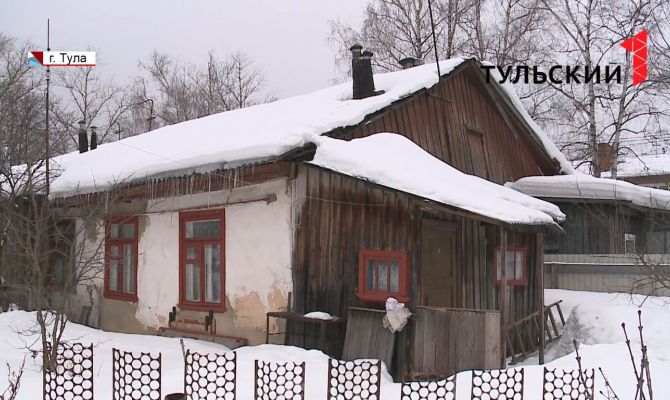 Жители барака в тульском Скуратово жалуются на некачественные услуги коммунальщиков