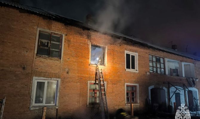 В Донском при пожаре в жилом доме погиб 46-летний мужчина 