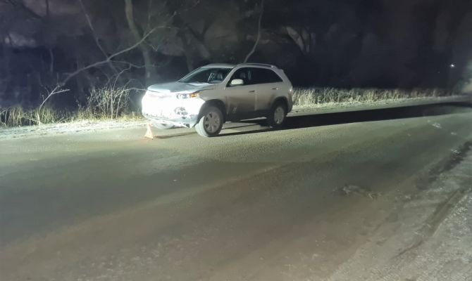 В Донском 42-летняя женщина на «КИА СОРЕНТО» наехала на двух пешеходов