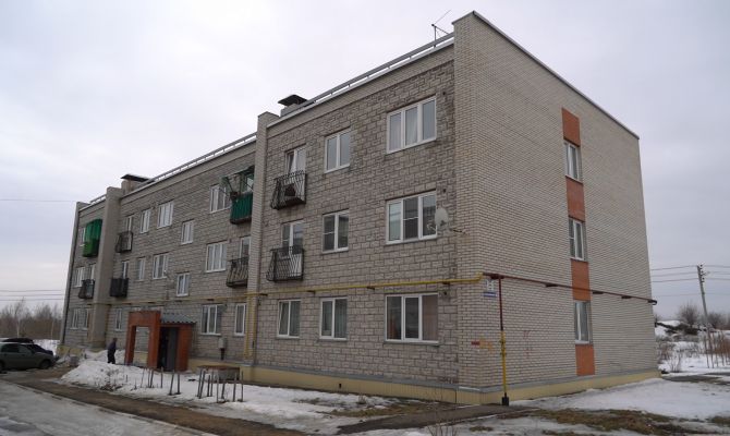 В Донском дом через 7 лет после сдачи покрылся плесенью