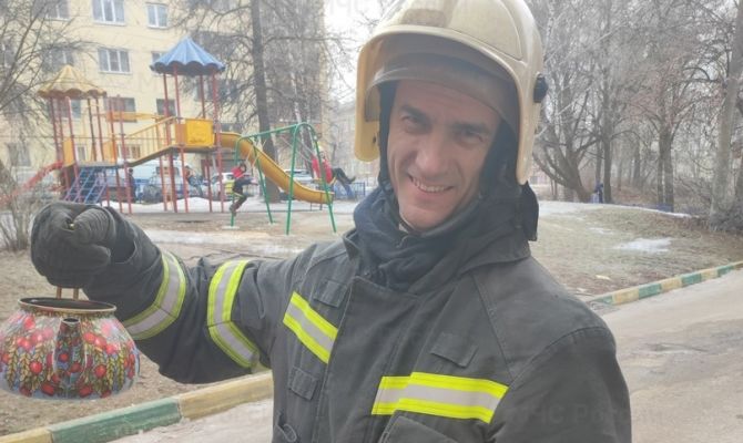 Тульские спасатели потушили пожар на улице Дм.Ульянова из чайника