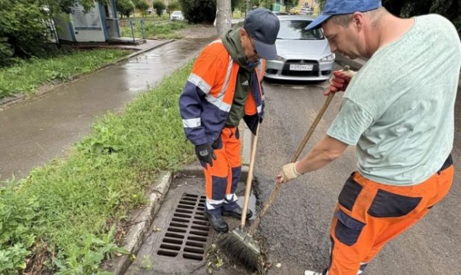 Ливневки прочистили на 8 улицах Тулы