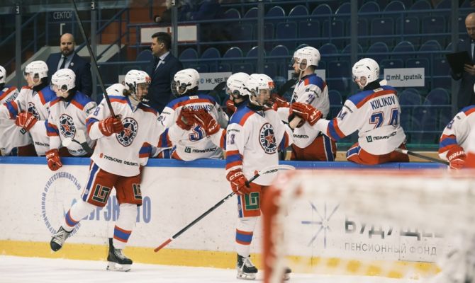«АКМ-Новомосковск» одержал победу над «Спутником»