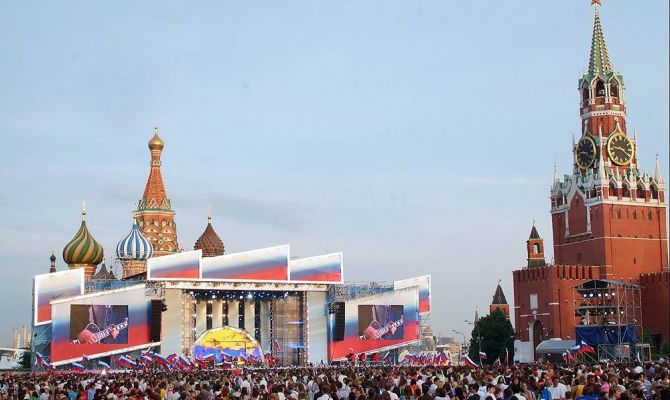 Многие россияне не знают, какой праздник отмечается 12 июня