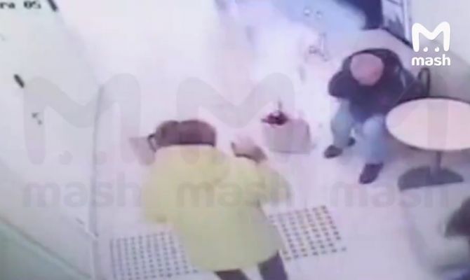 Тульская пенсионерка взорвала коробку с фейерверками в подмосковном банке