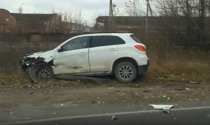 В Туле после ДТП машины разбросало в разные стороны