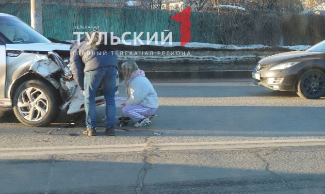 В Туле на плотине возле Центрального парка произошло массовое ДТП
