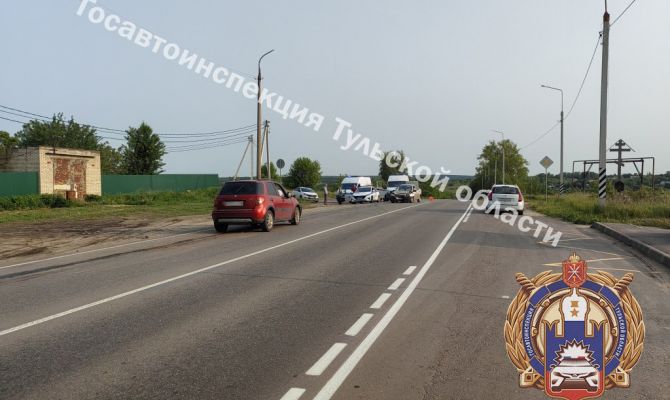 Под Тулой водитель "Сузуки" вылетел на встречку: пострадали дети