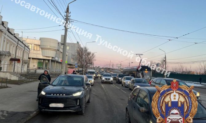 В Туле водитель "Эксида" сбил 76-летнюю пенсионерку